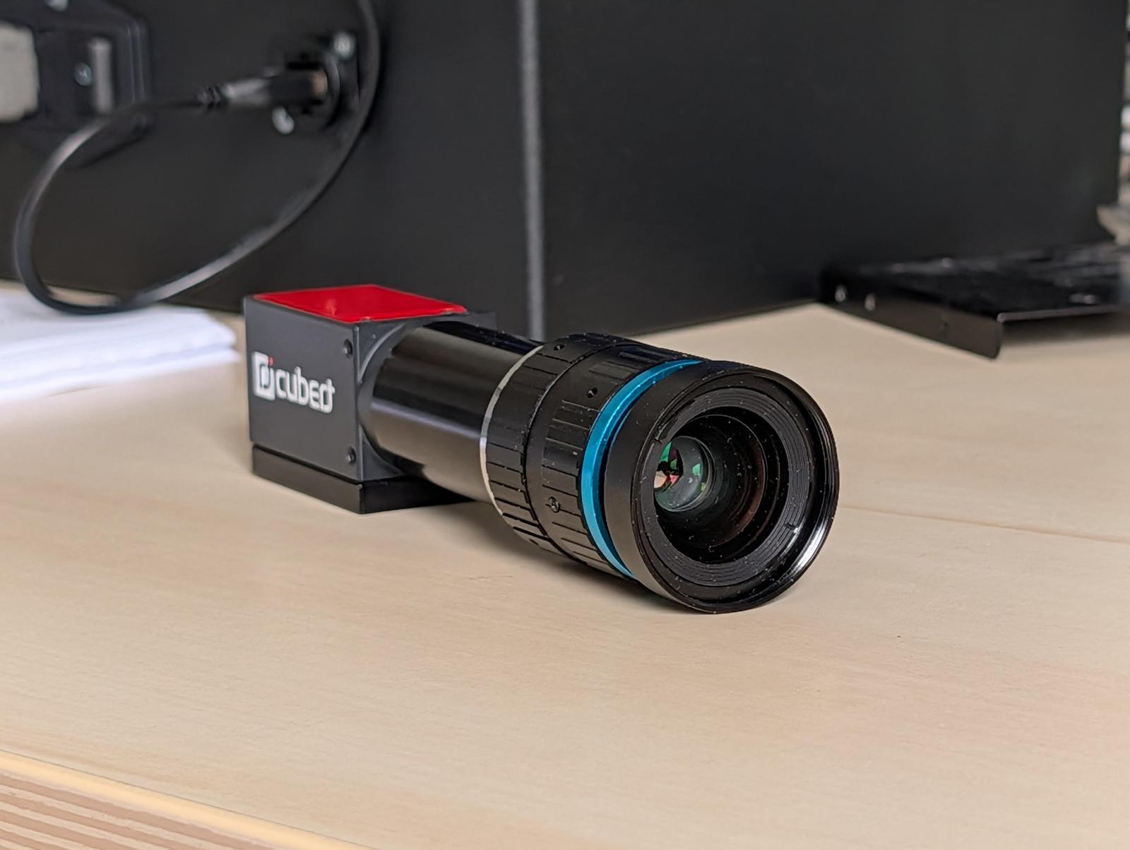 Ultris SR5 (Hyperspectral)